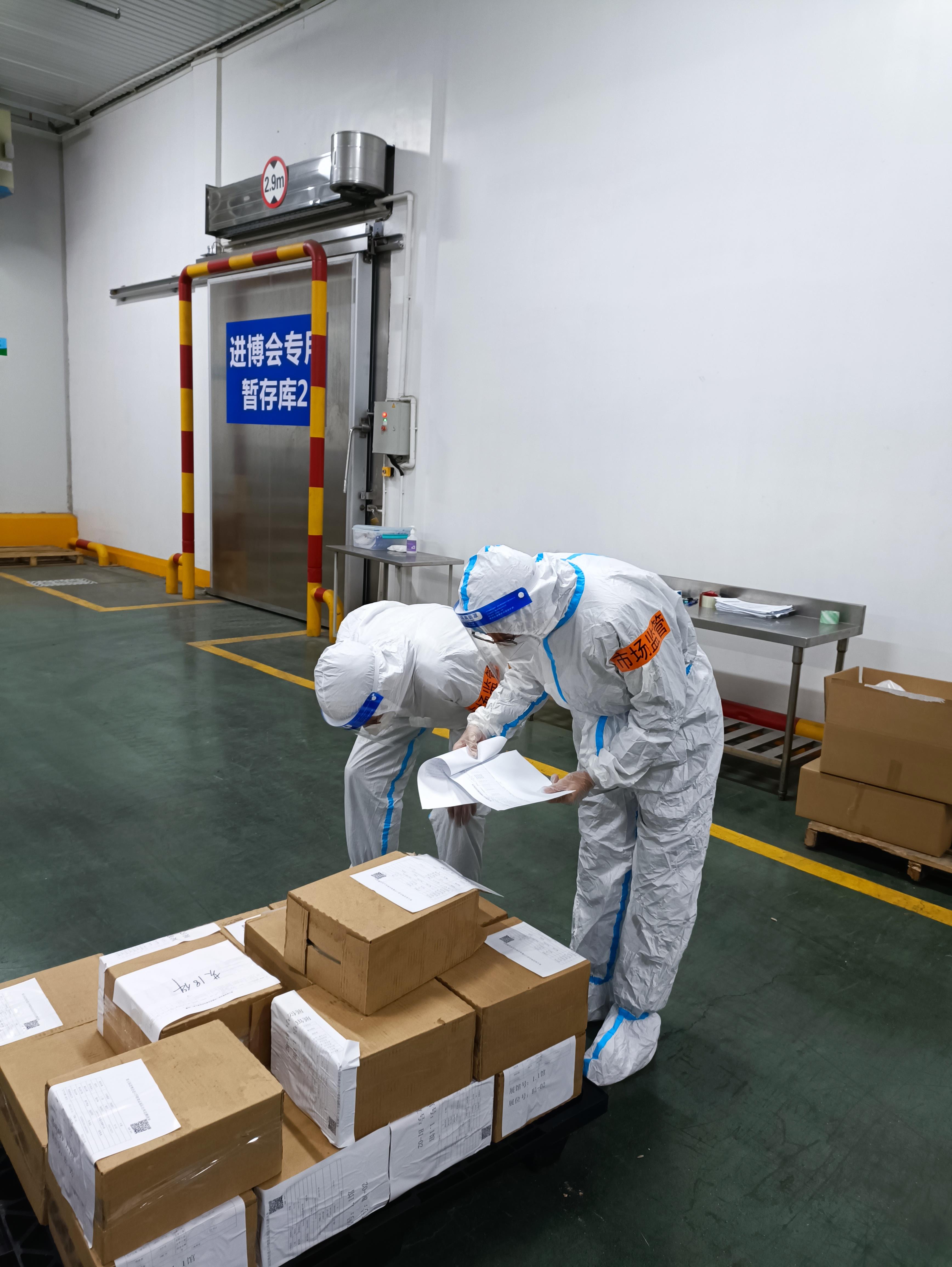 首批进博会进口冷链展品集中运送至国家会展中心（上海）