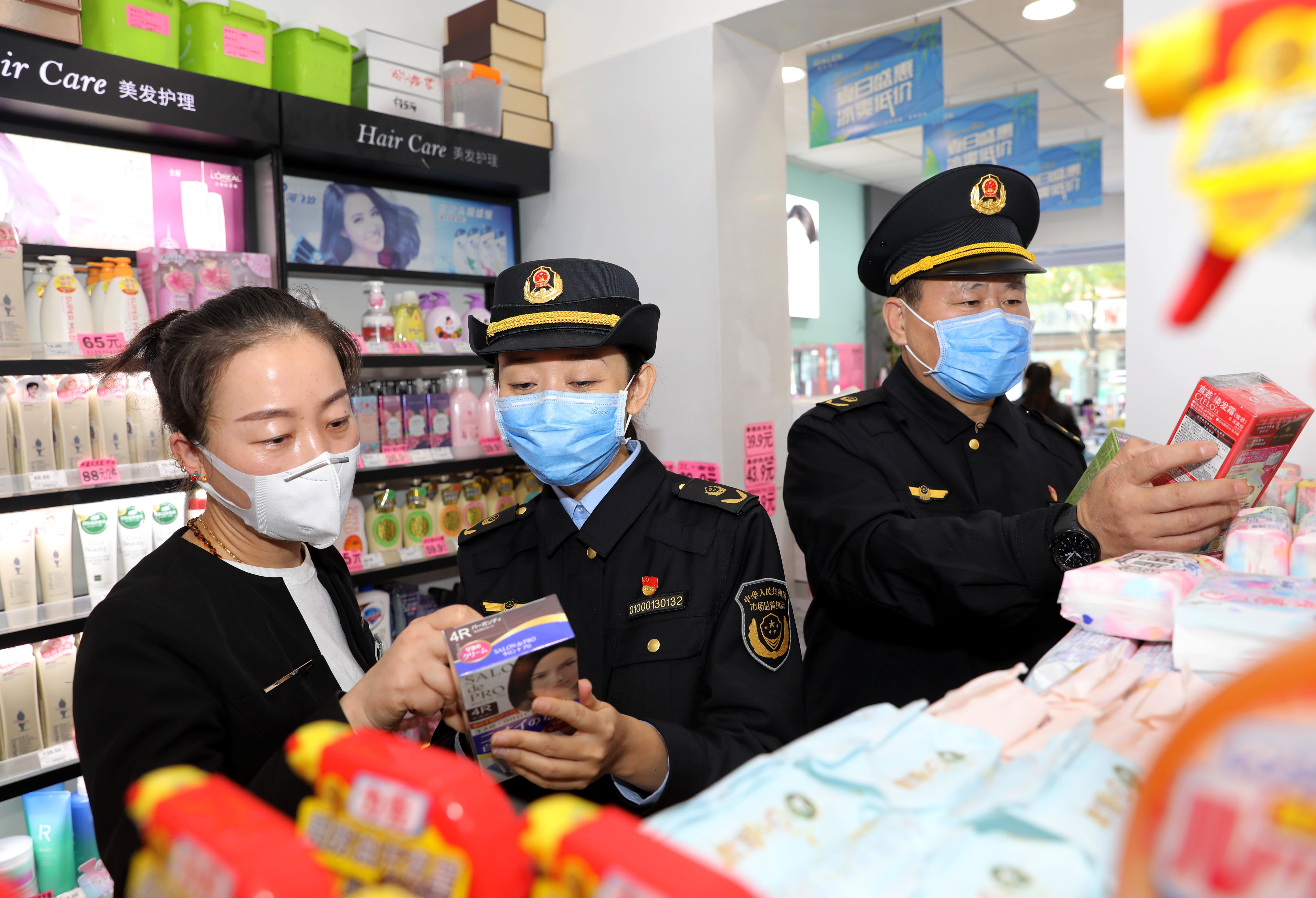 北京东城：睁开专项魔难 保障公共用妆清静