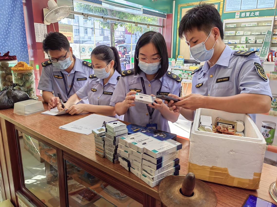 广西灵山：两家药店销售去路不明“伟哥”被罚
