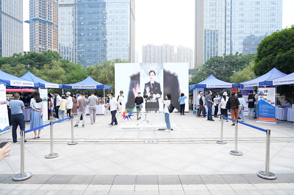  湖北：“市场监管新技术体验展”面向社区开展科普公益活动