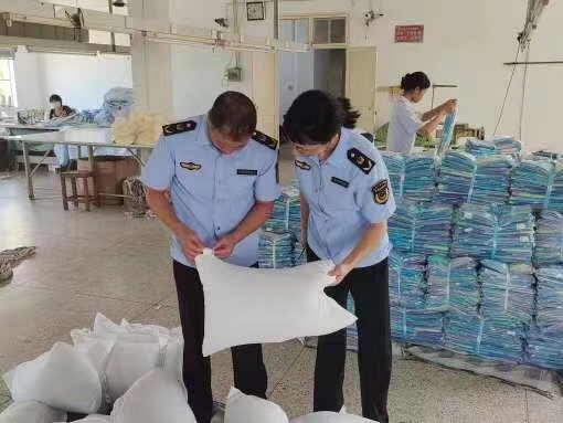 浙江宁波前湾新区开展学生用品专项检查