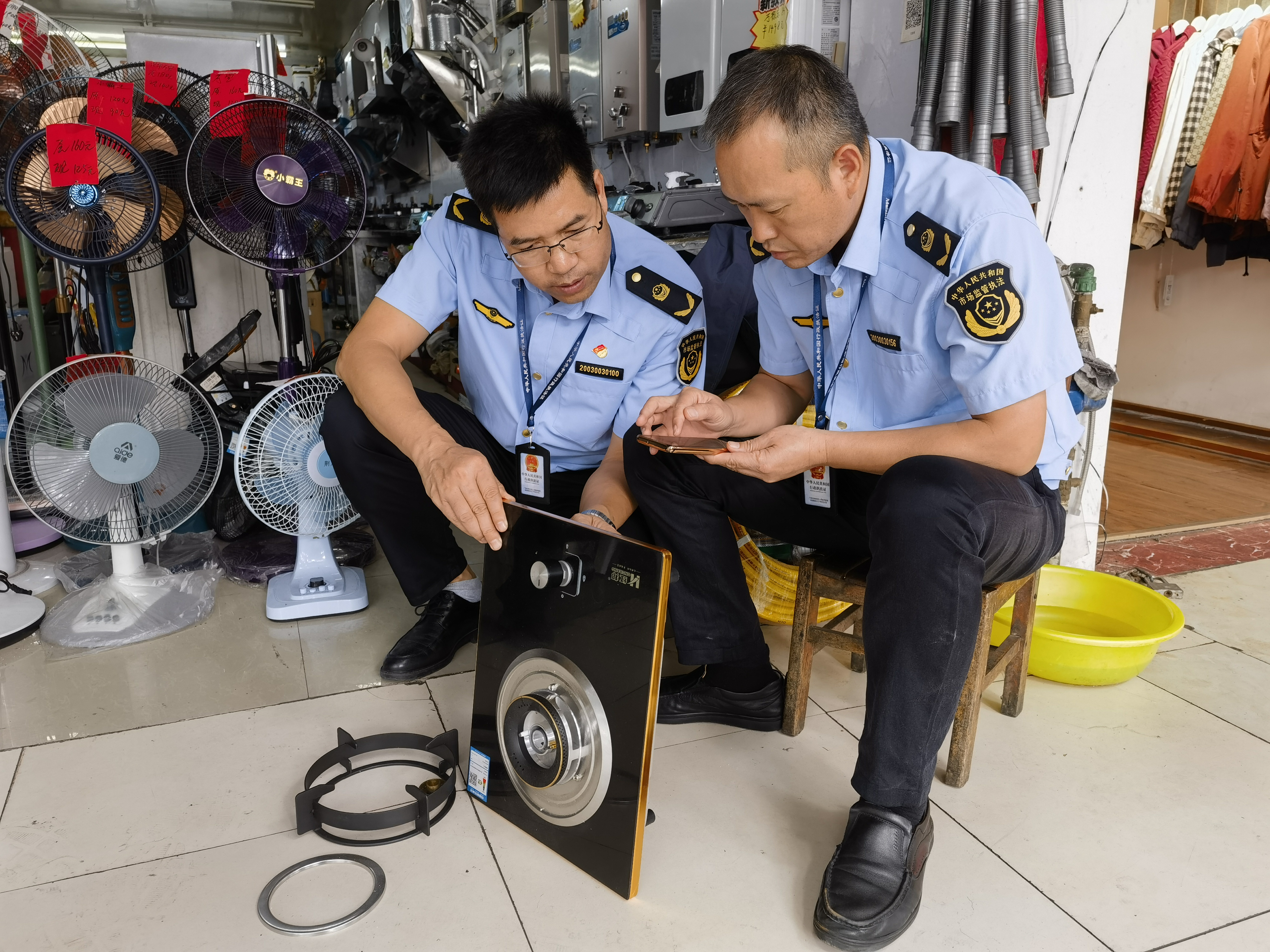 广西桂林：突击检查“灶管阀”产品