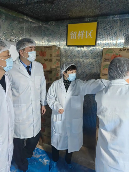哈尔滨市市场监管局整治冷冻饮品市场“贴牌”行动