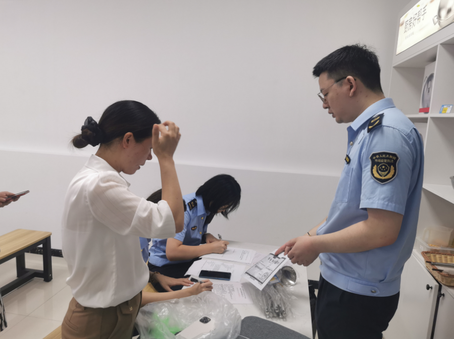 规范假期市场秩序 福建查处多起违法行为