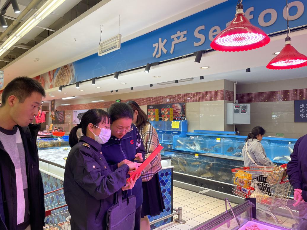  六安：消费品市场量足价稳