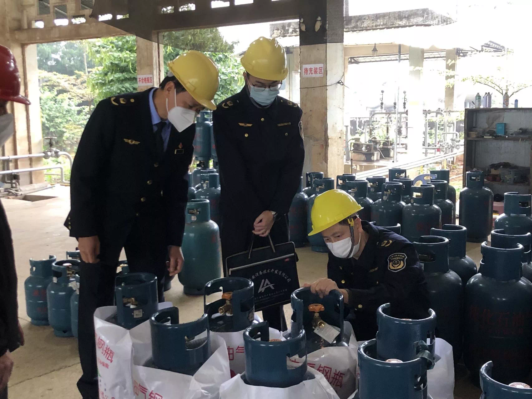  福建漳州：开展特种设备专项检查 守护节日平安