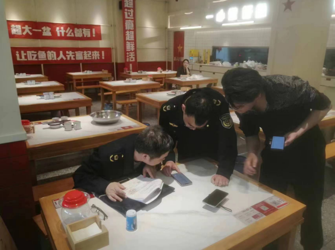 制止餐饮浪费|福州查处110件餐饮浪费案 餐饮店力推超大盆被警告