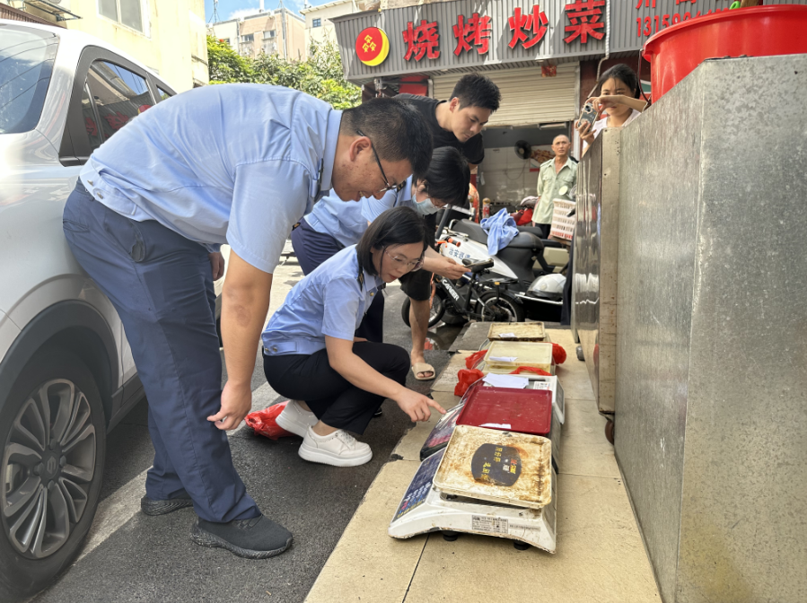 福建厦门：查获数台“作弊秤”  立案查处多户商家