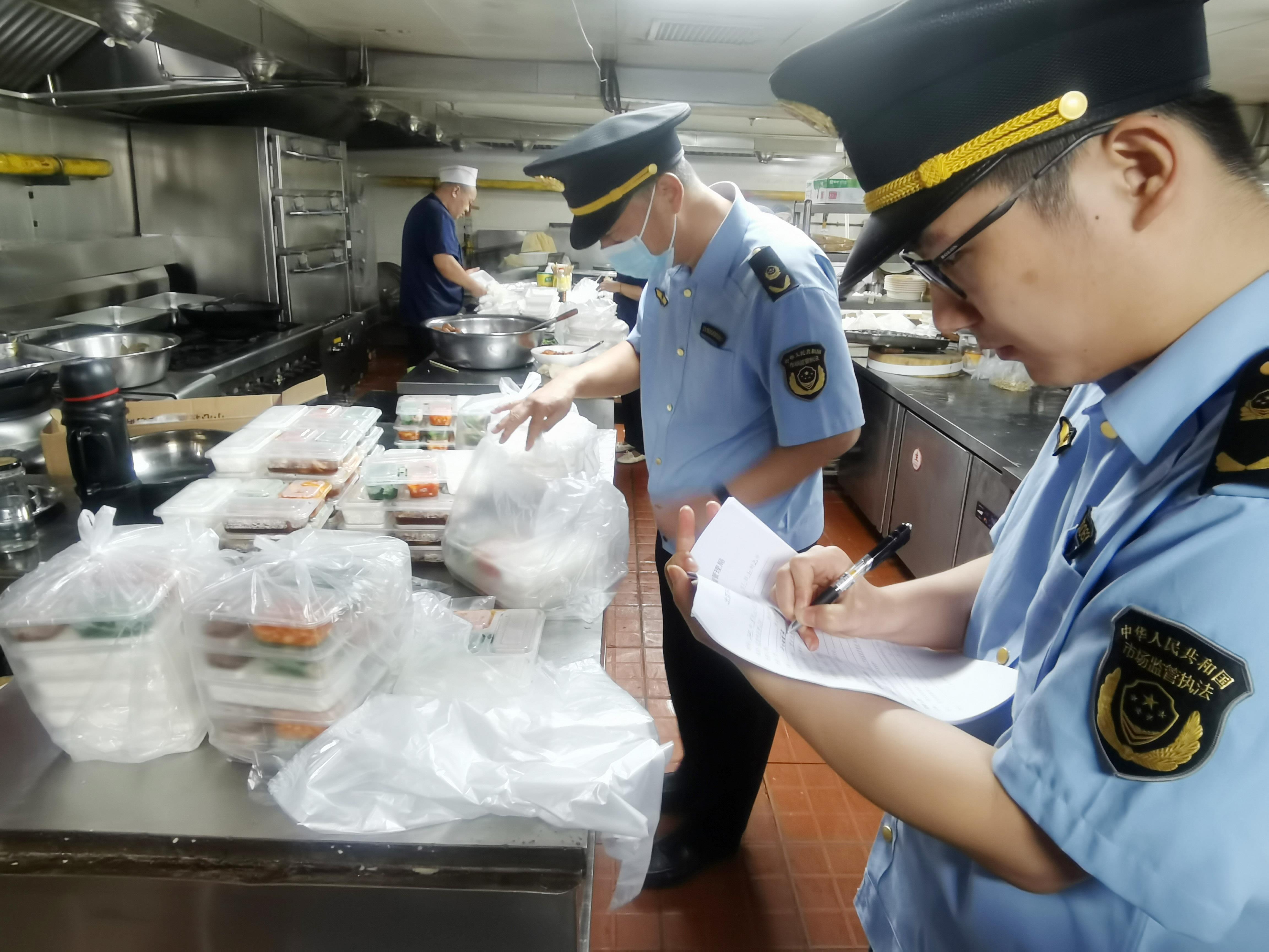 北京石景山：强化防汛保障性供餐食物清静