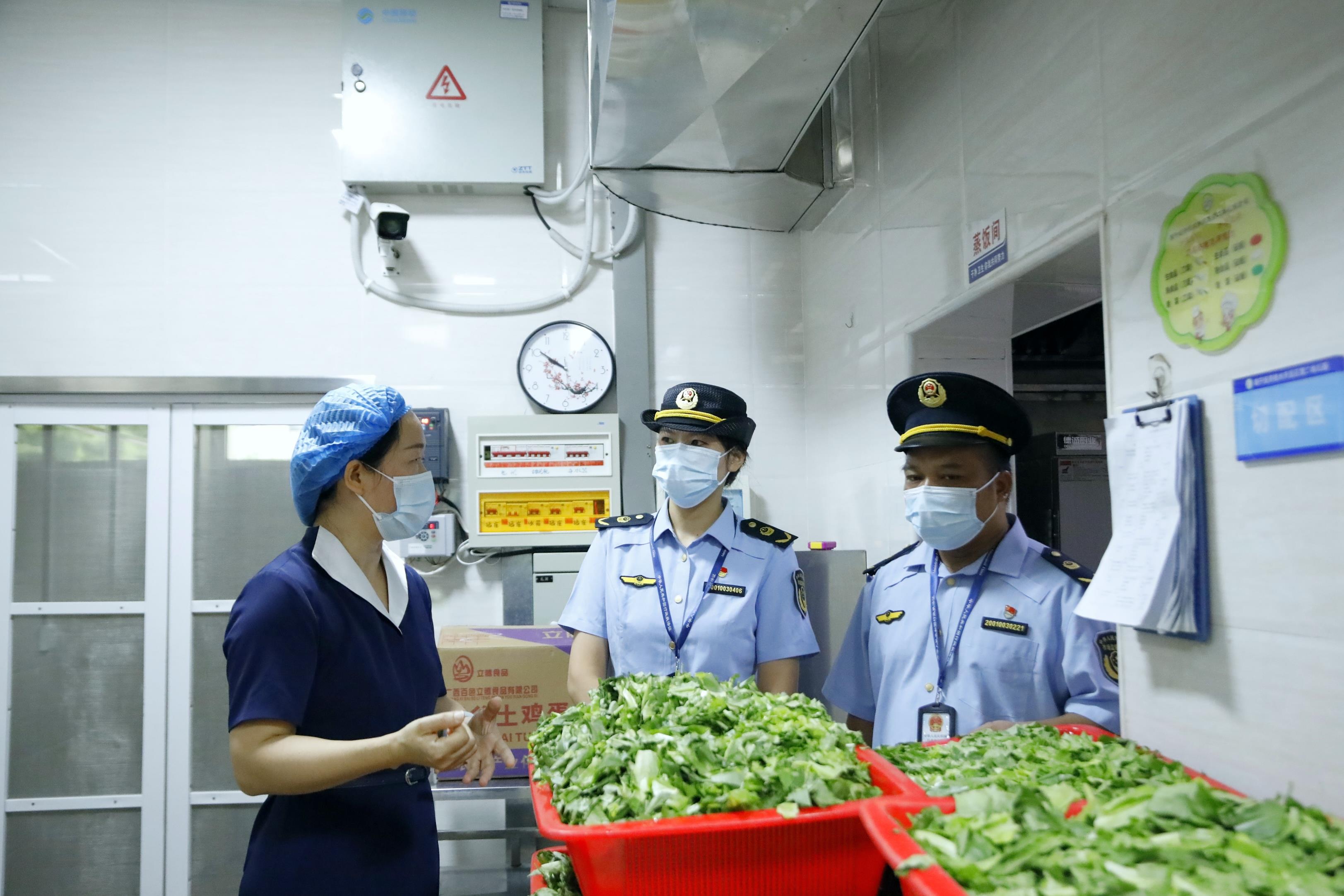 广西南宁开展校园食品安全专项检查