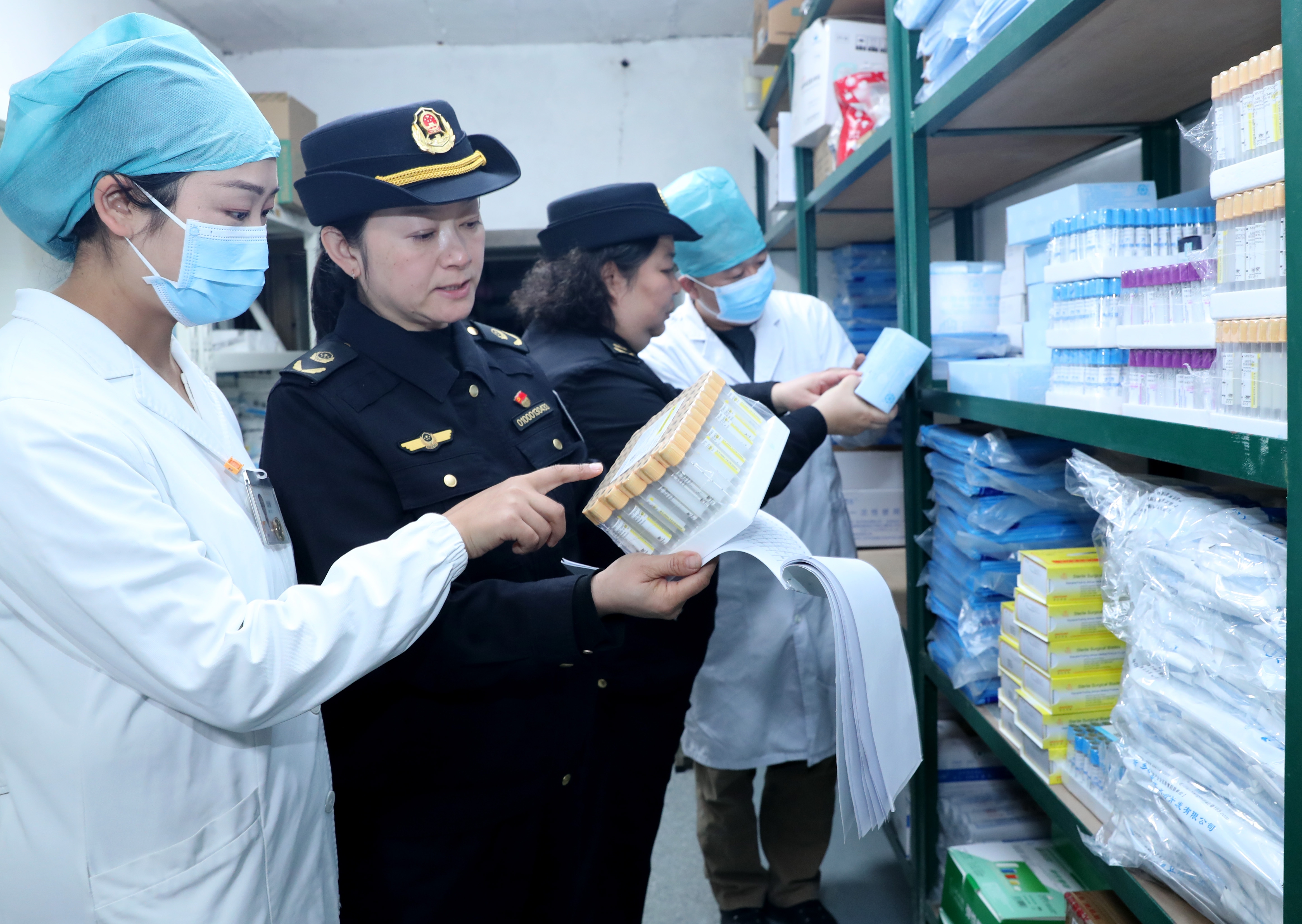  开展医疗器械检查 保消费者用械安全