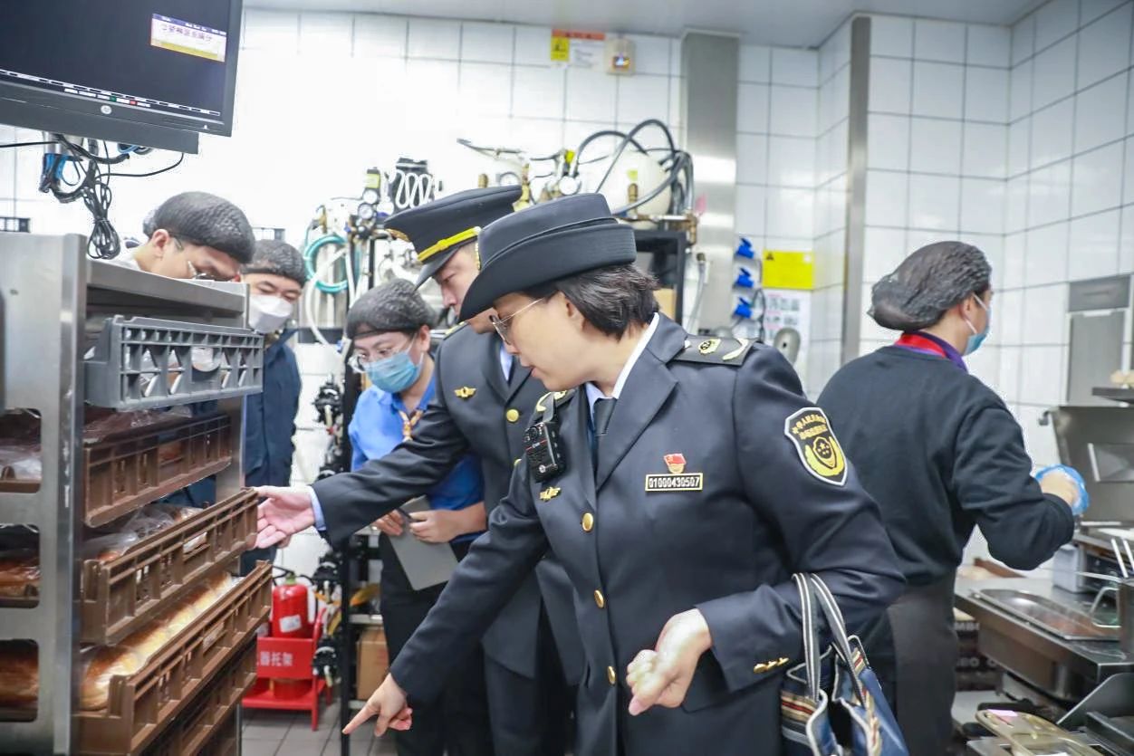  北京海淀：“随机查餐厅”让食品安全“不随机”