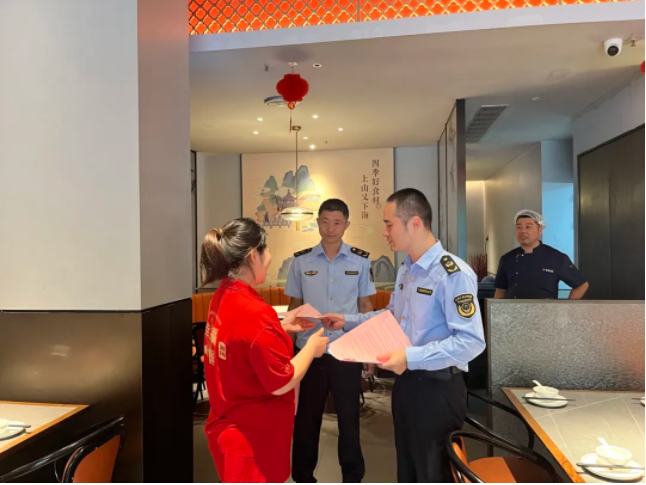  福建霞浦：推进公筷公勺使用规定顺利落地