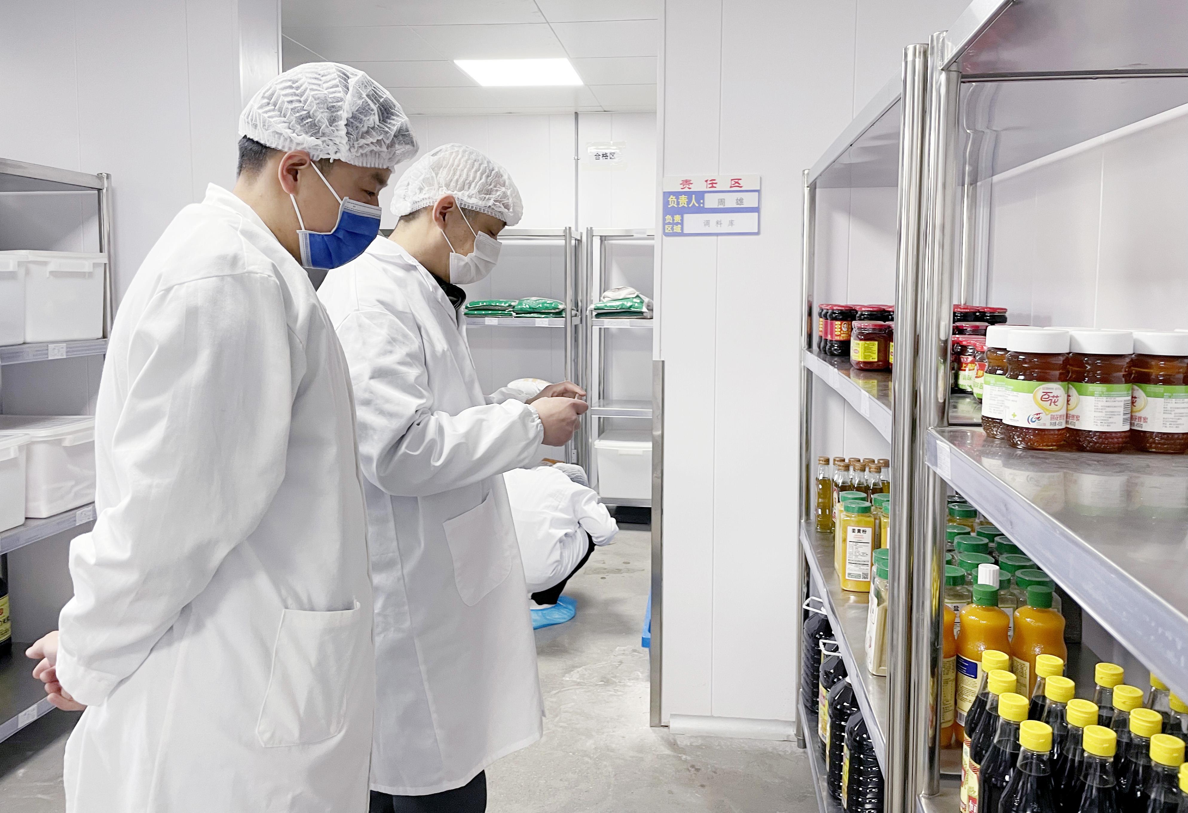  北京联合检查组督导石景山区学校食品安全排查整治专项行动落实情况