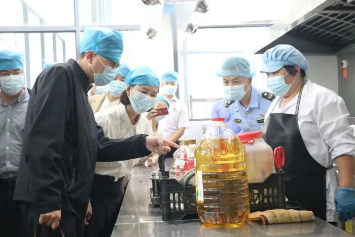  福建：对问题食堂及配送单位开展交叉抽查“回头看”