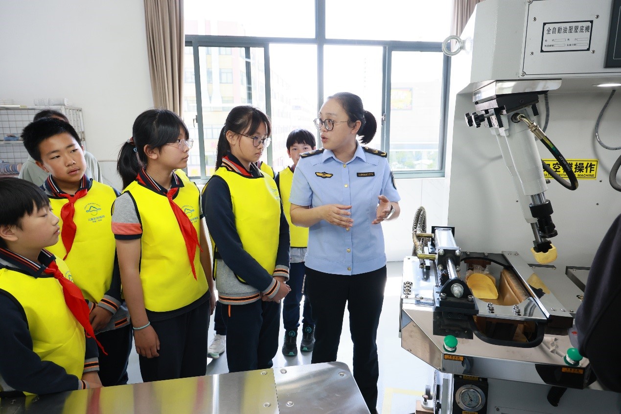 浙江温岭：开展质量安全进校园活动