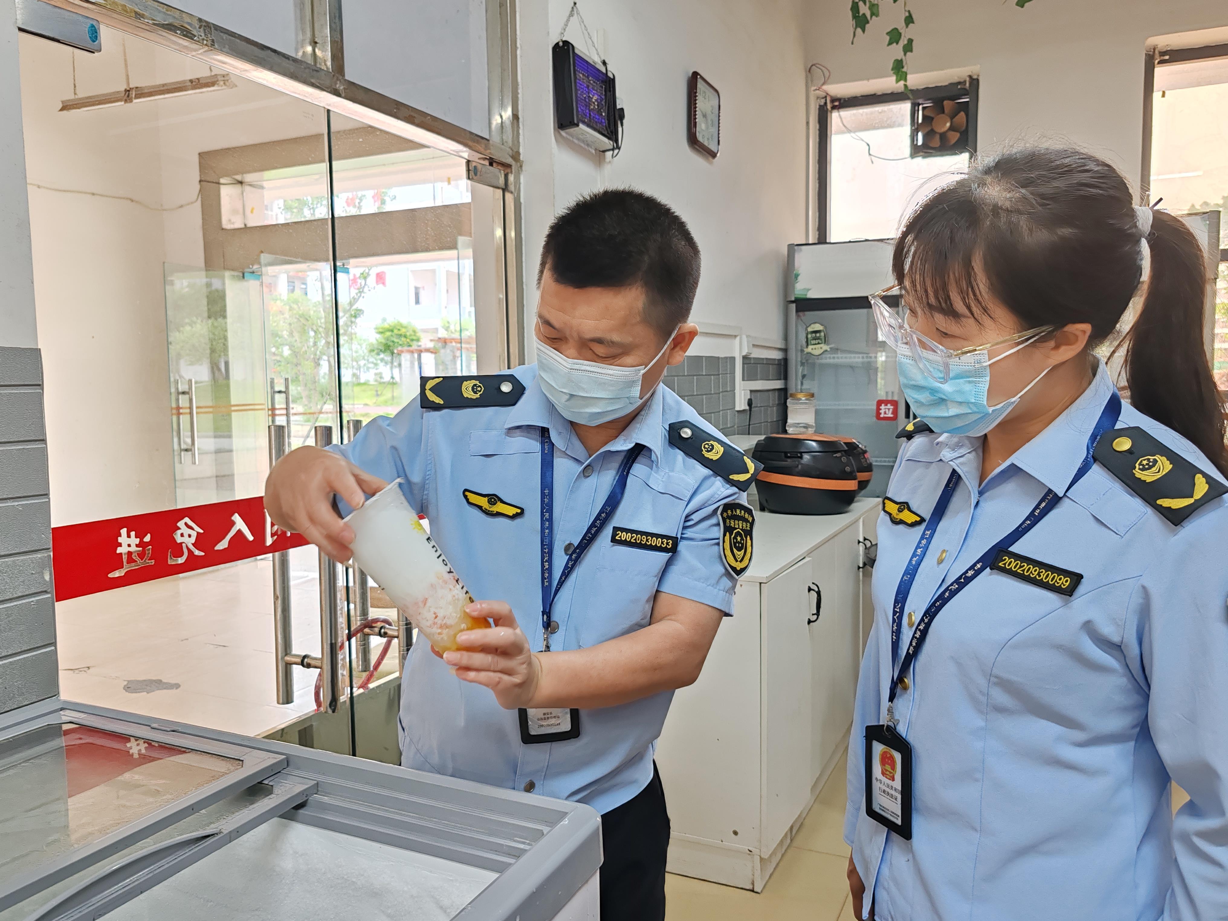  广西融安：开展高考考点学校及周边食品安全检查