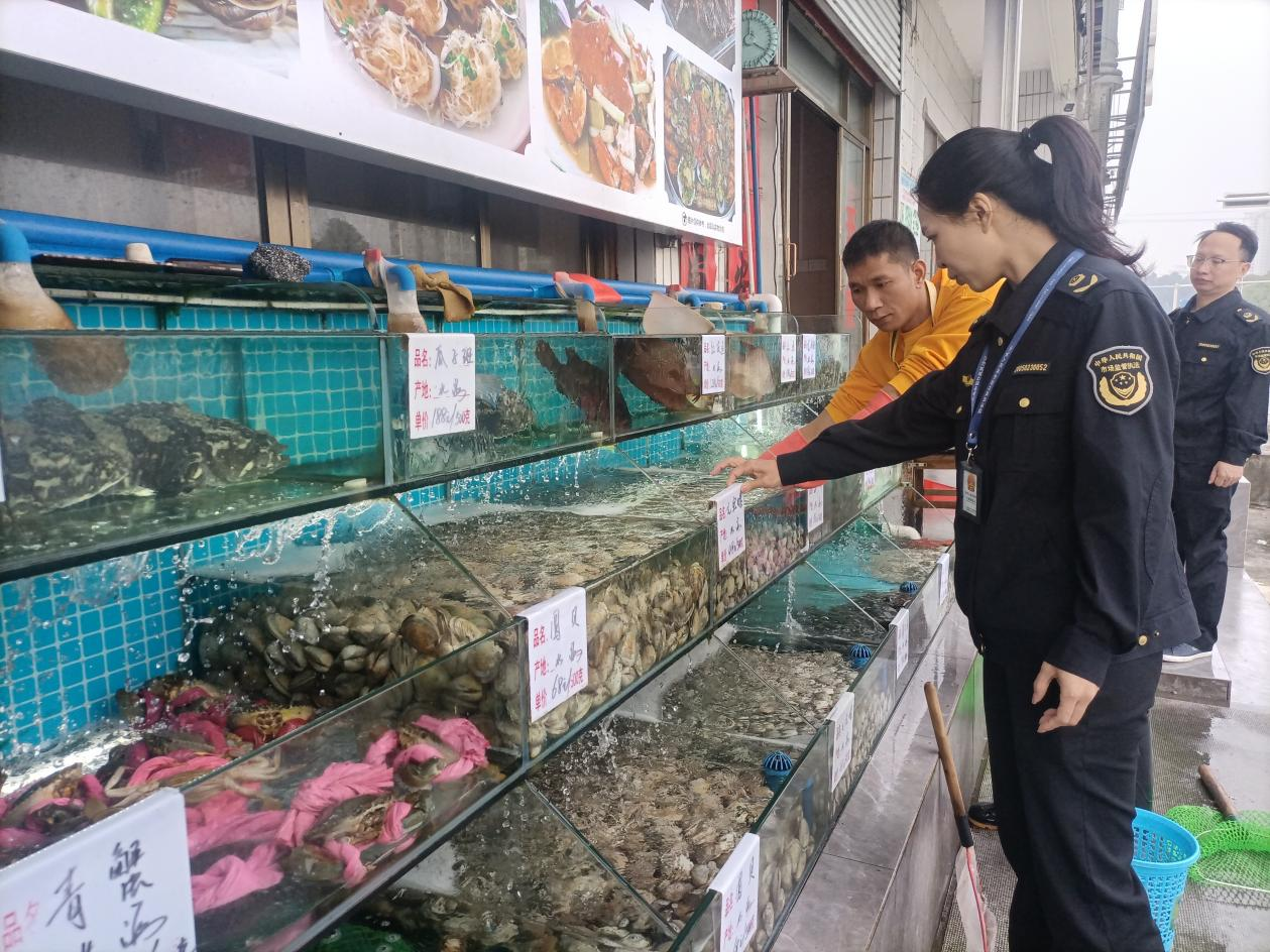  广西北海：开展旅游市场整治 让游客放心游