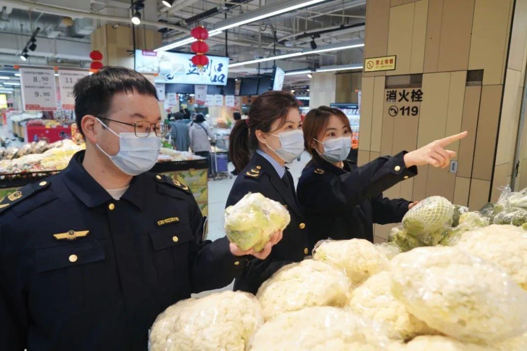  福建：启动节前安全检查 守护节日市场秩序