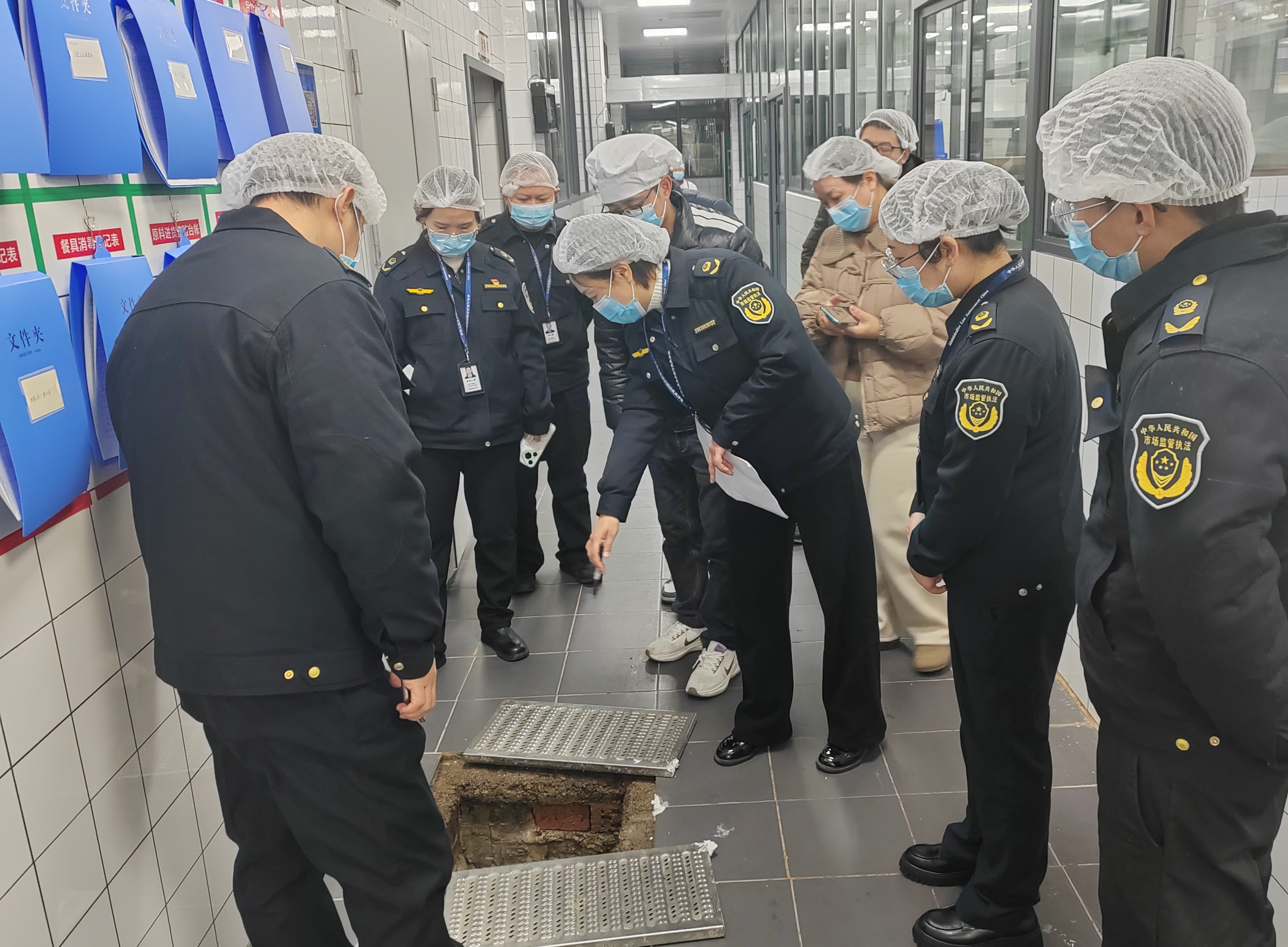 广西桂林：体检式服务把脉问诊学校食堂