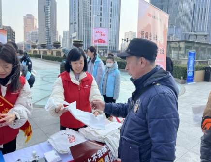 http://www.qunran.cn/html/6f4599948.html