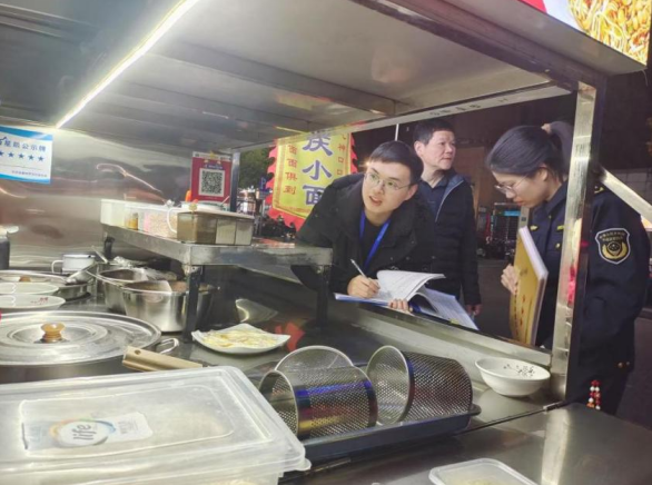  福建古田开展夜市摊贩食品安全星级复评 3家摊贩被降星