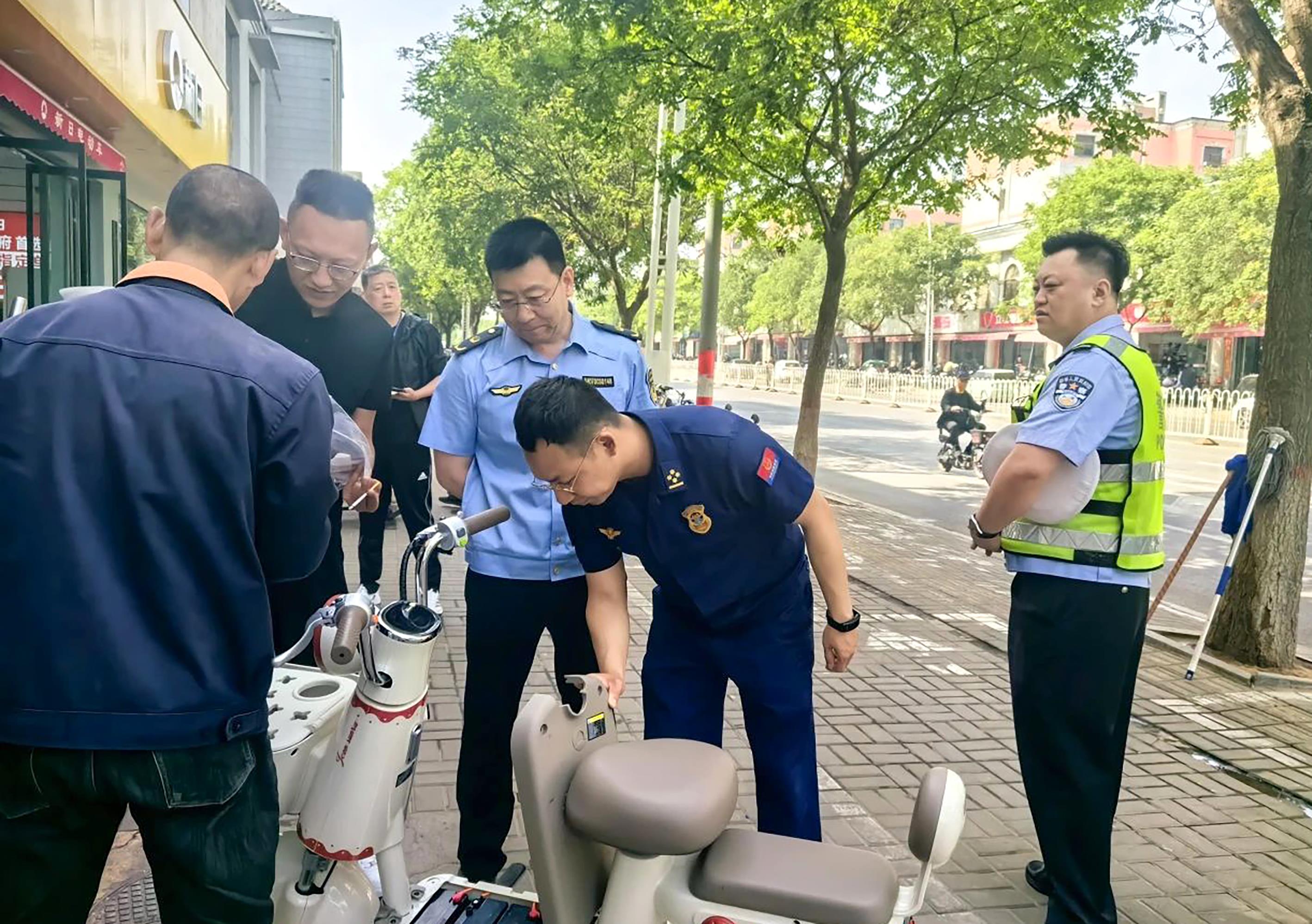  山西晋中严查电动自行车非法改装