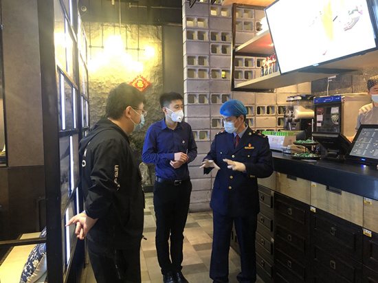 这个“100%复工率”来之不易——福建厦门思明区市场监管局助力万象城餐饮服务单位全面复工复产