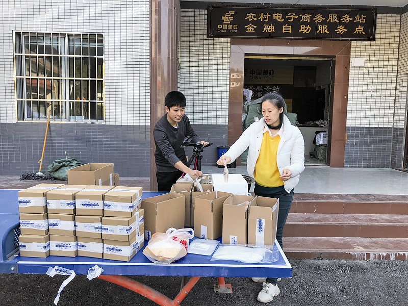 走向我们的小康生活｜“曹猪儿”变身带货达人