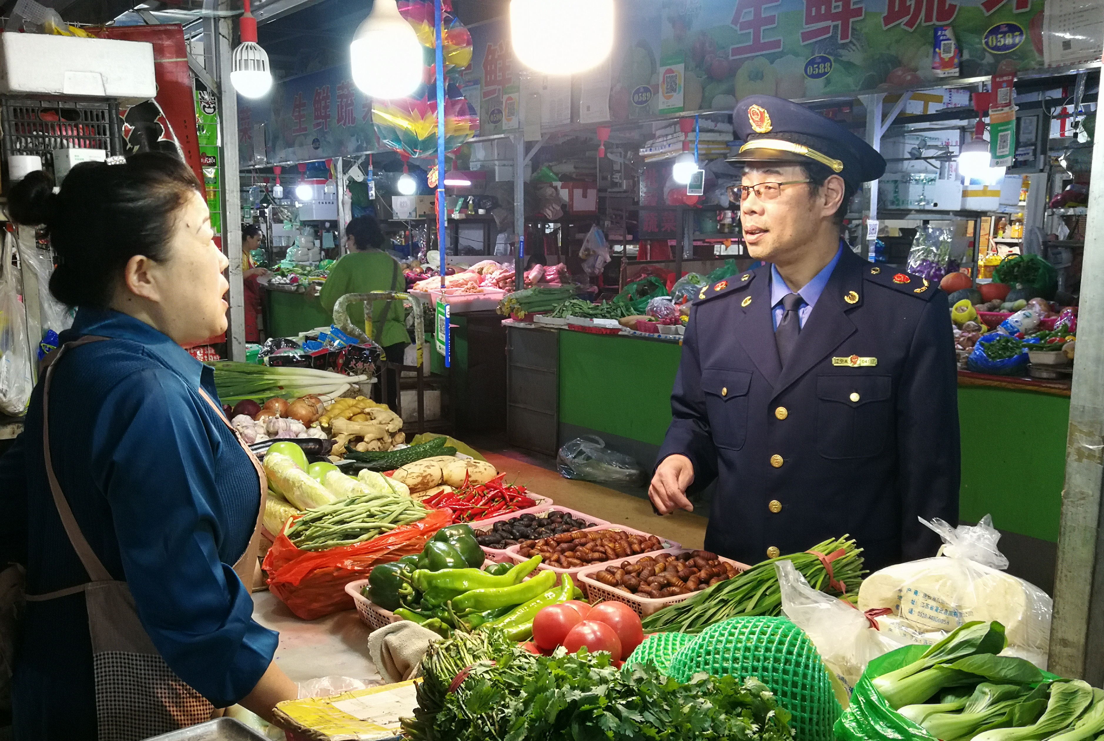  聚焦“舌尖上的安全” 以法治强化食品安全治理_