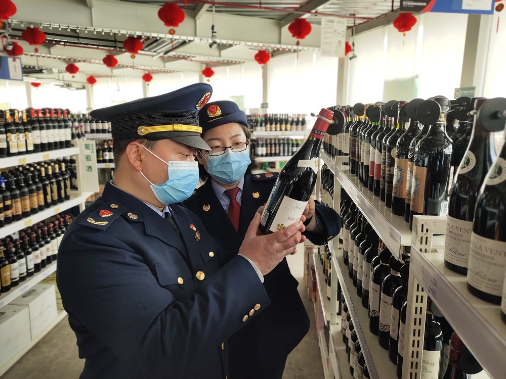 重庆涪陵区：睁开红酒市场专项整治