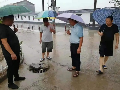 防汛救灾 坚守一线 河南市场监管部门在行动 