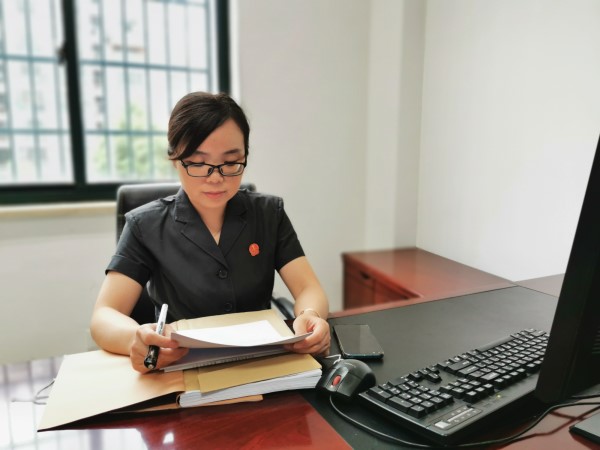 假离婚+假结婚 中介卖房赚差价