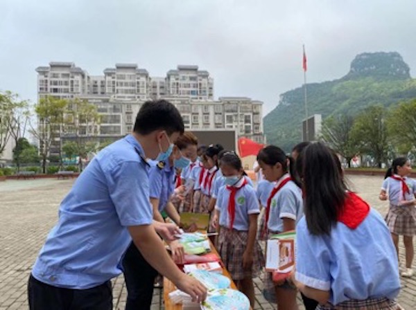 广西柳州 强化校园食物清静主体责任
