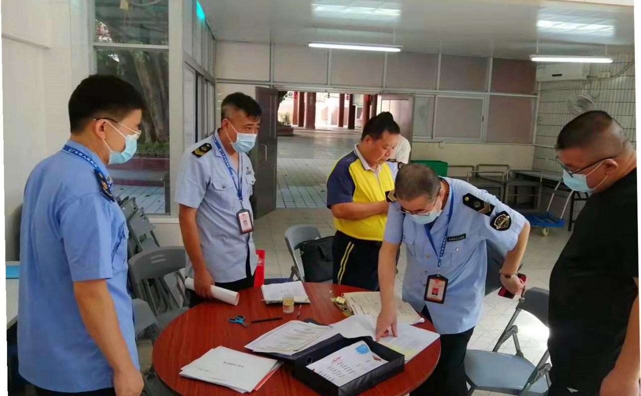 广州一小学午餐出现早产面包 供餐企业和生产商被立案查处