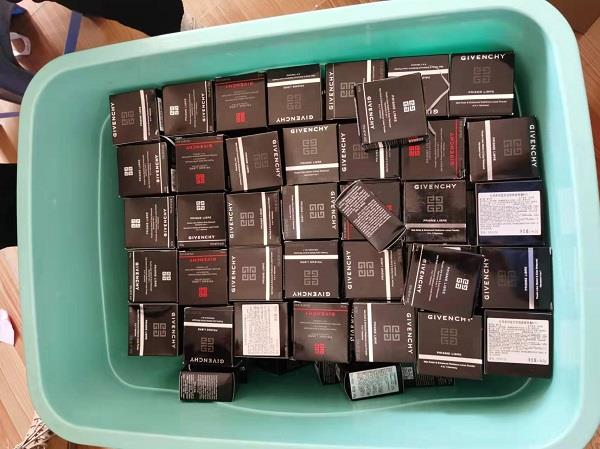 网售假冒化妆品总金额超240余万元 福建厦门6人获刑